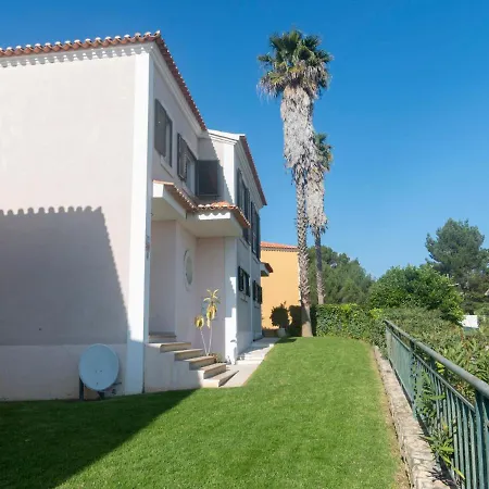 Holiday home Holiday Girassol By Interhome *